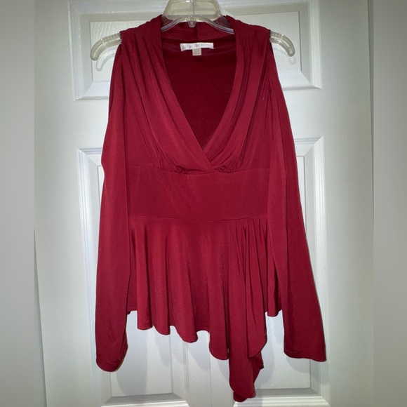 BOSTON PROPER Burgundy V-Neck Cold Shoulder Fit Fare Peplum Blouse Size M GUC - Picture 1 of 13
